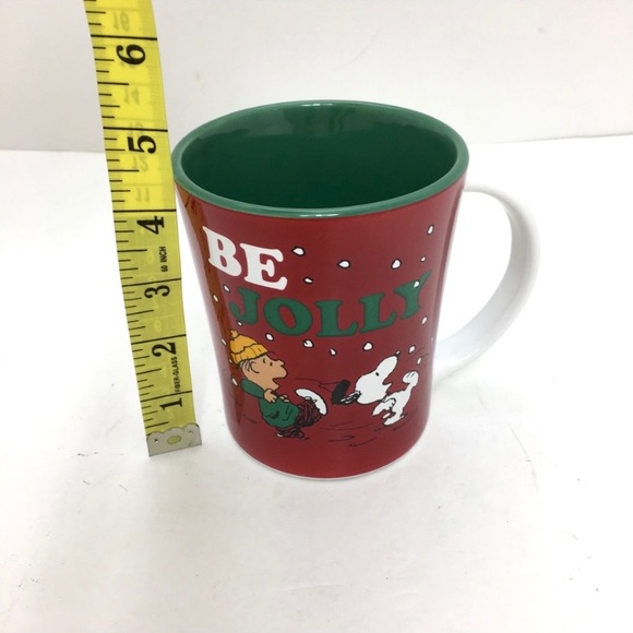 Peanut Be Jolly Snoopy Vintage Christmas Holiday Mugs in Red - Picture 8 of 8